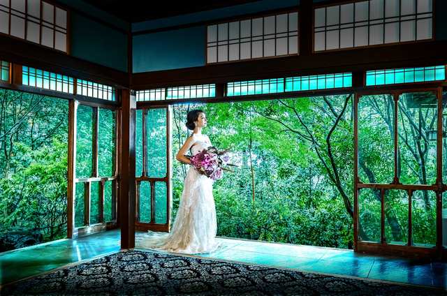 抜群の景観で 京都でしか味わえない庭園 日本庭園 を持つ口コミで人気の結婚式場6選 みんなのウェディングニュース