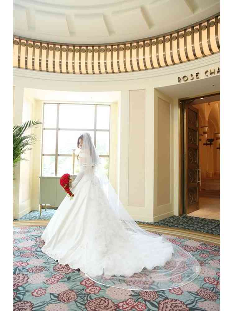 ミッキーベール ロング アンバサダーホテル ウェディングベール ウエディングアンバサダーホテル限定！ ミッキーウェディングベール