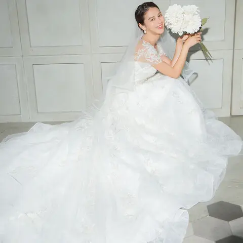 ウェディングドレス・和装(式場公式写真)：ララシャンスHIROSHIMA  