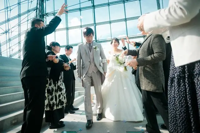 公式情報：モエレ沼公園 ガラスのピラミッド/ crelationsプロデュース