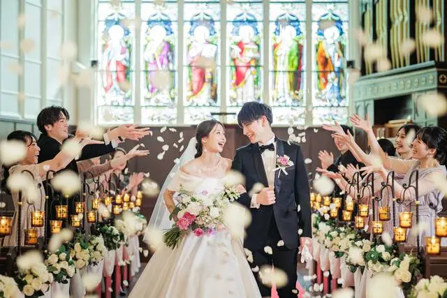 挙式会場(式場公式写真)：神戸セントモルガン教会（KOBE St.MORGAN