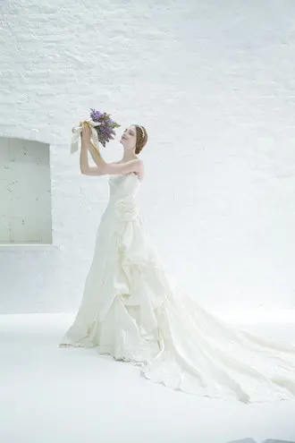 ウェディングドレス 和装 式場公式写真 Restaurant Luke With Sky Lounge レストラン ルーク ウィズ スカイラウンジ で結婚式 みんなのウェディング