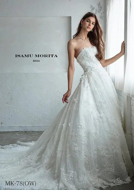 ウェディングドレス 和装 式場公式写真 ヴィラ グランディス ウエディングリゾート 福井で結婚式 みんなのウェディング