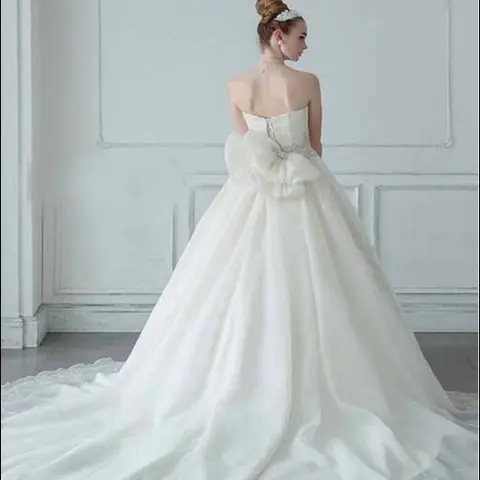 ウェディングドレス 和装 式場公式写真 ヴィラ グランディス ウエディングリゾート 富山で結婚式 みんなのウェディング