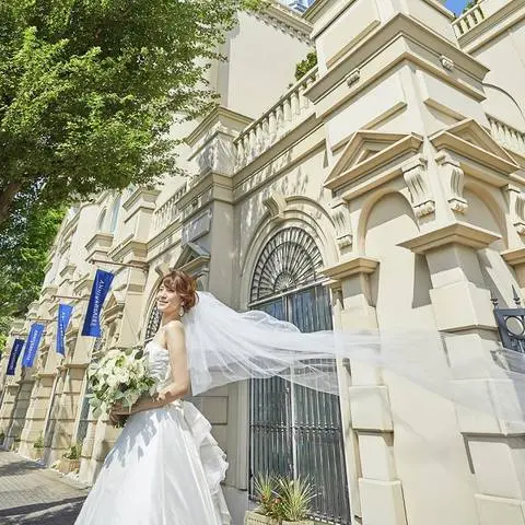 外観 式場公式写真 アニヴェルセル 白壁で結婚式 みんなのウェディング