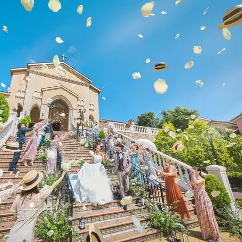 ピアザ ララ ルーチェ