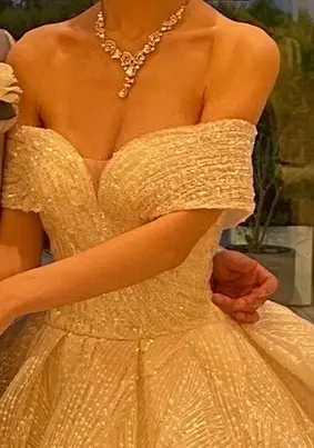 ドレスが終始下がっていた（もりくみさん）｜結婚式準備の相談 