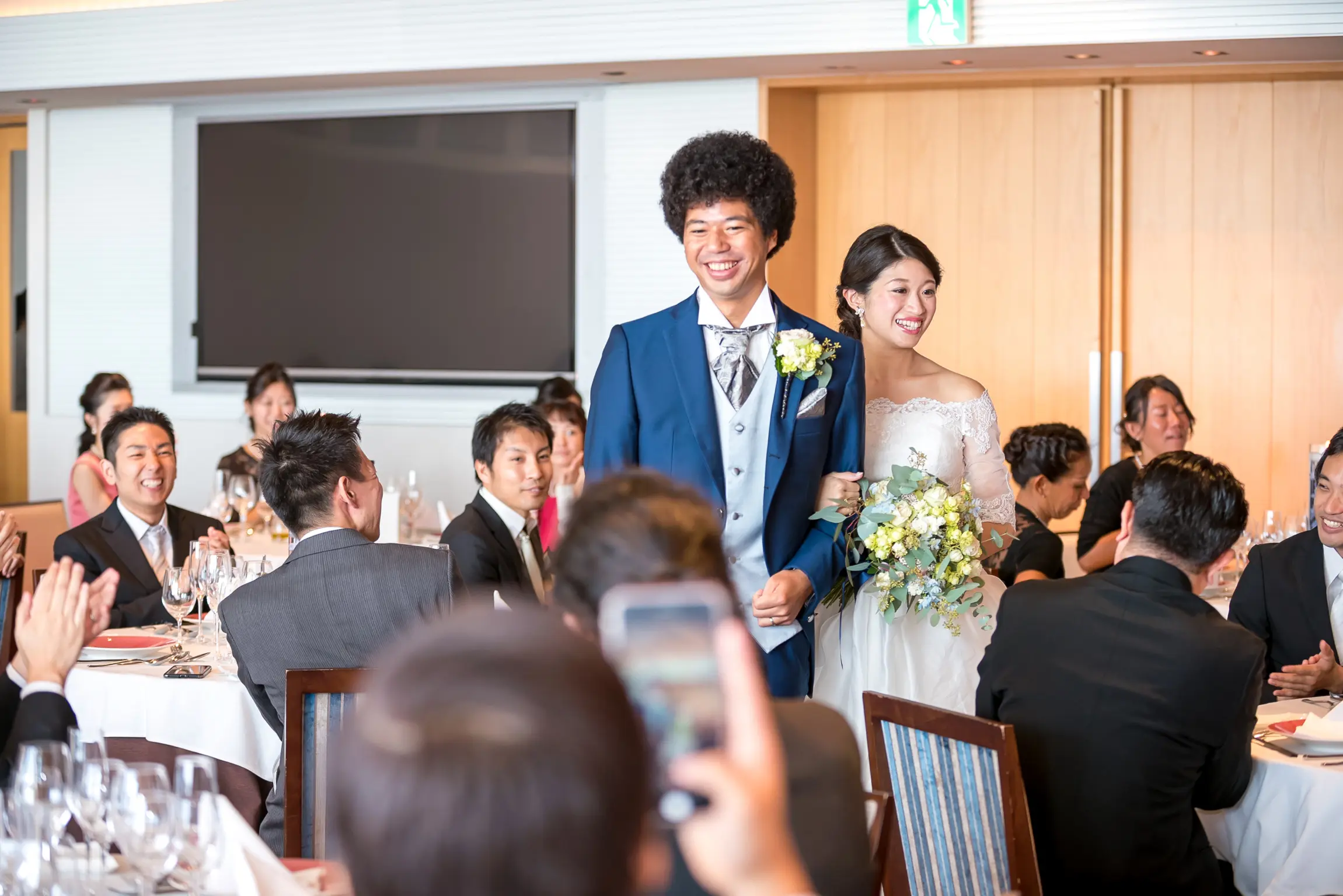Happy Afro Wedding Amandan Blue 鎌倉の結婚式レポ みんなのウェディング