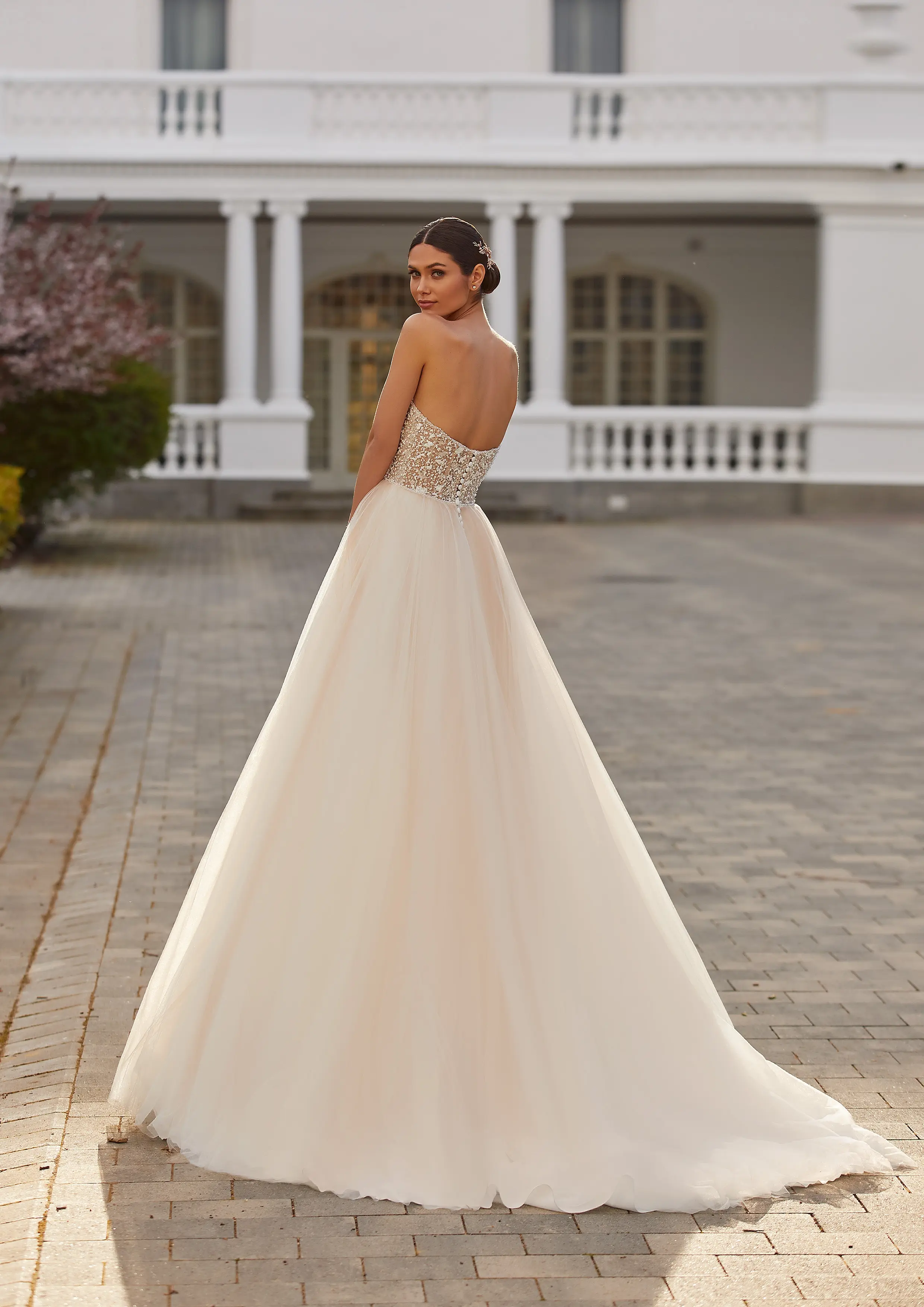 PRONOVIAS 2022 collection DREW｜PRONOVIAS(プロノビアス)の