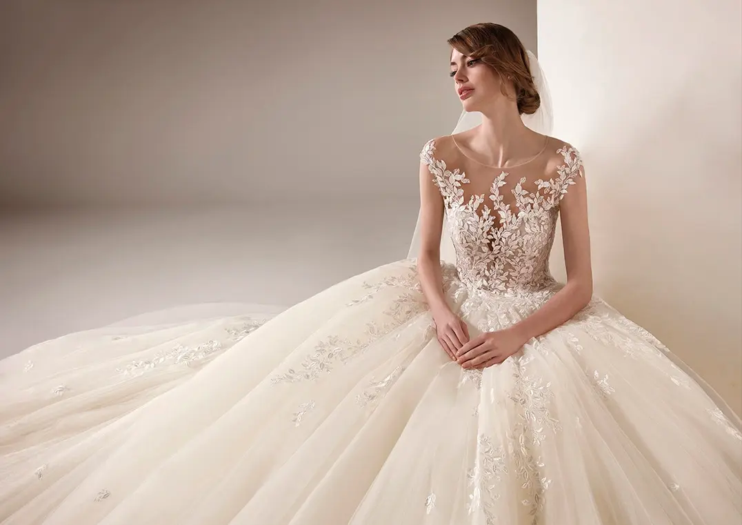 結婚式用　ウェディング　PRONOVIAS ピアス　美品 PRONOVIAS 2022 collection LIWA｜PRONOVIAS(プロノビアス)の