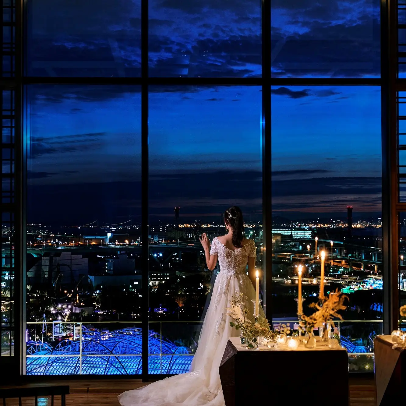 【大阪で唯一人気テーマパークを一望できる地上60mの絶景プライベート空間】天空チャペル×ガーデンW♪