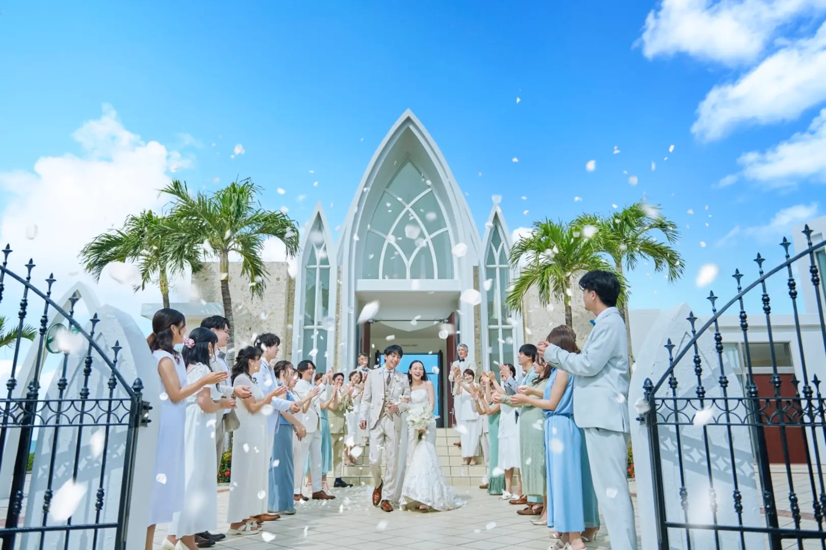 【8/17(日)BIGフェア開催】豪華試食付き模擬披露宴＆新作ドレスショー を一日体験【参加無料】