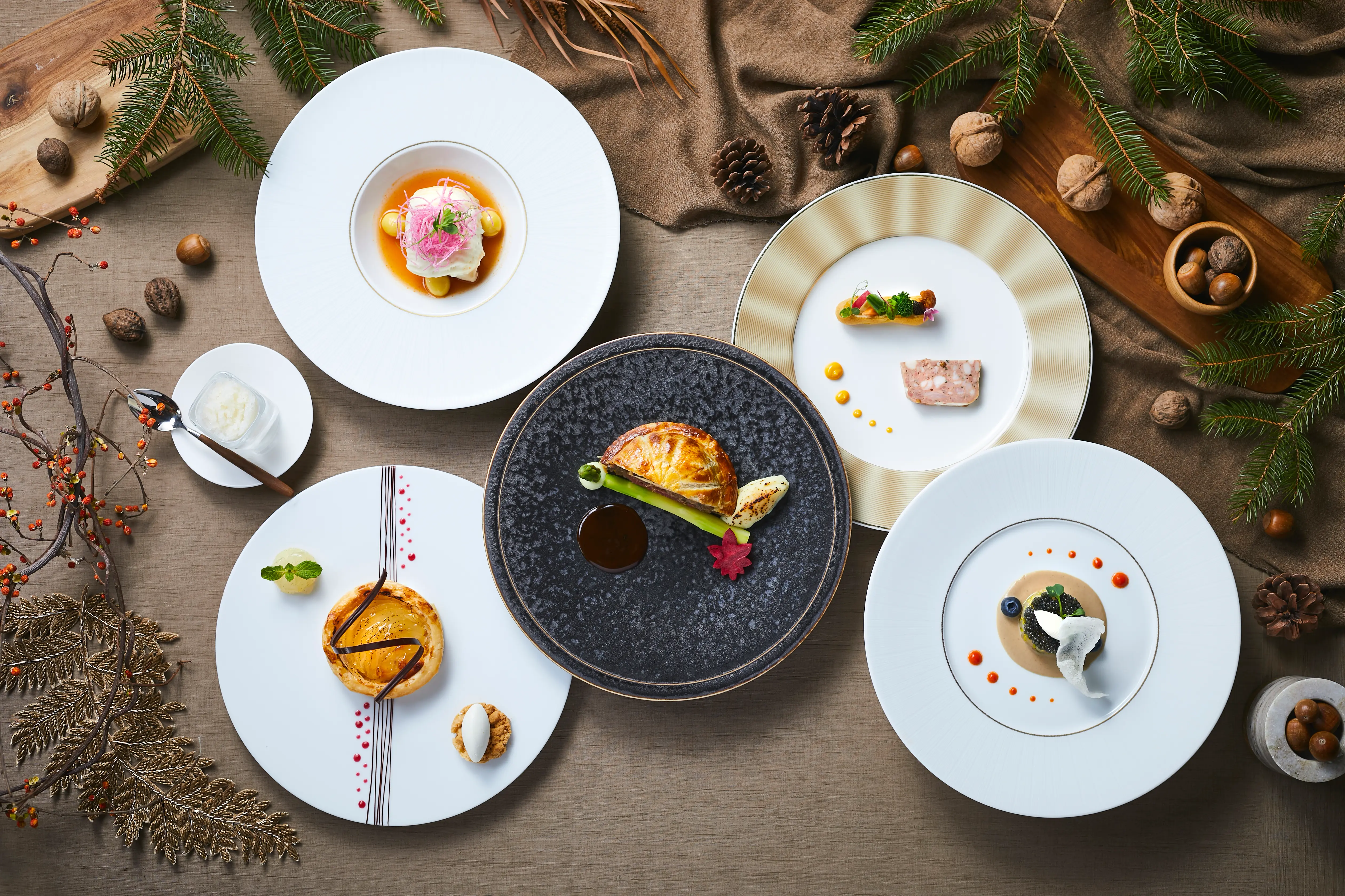 ＼11月週末限定／秋のシーズンフレンチから和牛メイン＆のどぐろのポワソン、デザート無料試食フェア！