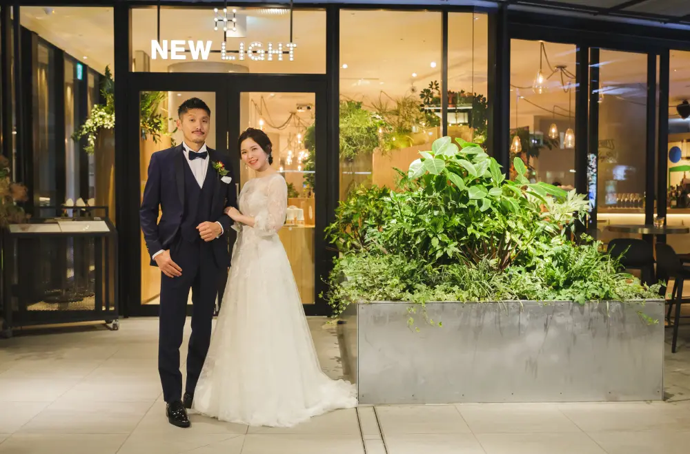 【1日1組限定】MIYASHITA PARKの隠れ家。アートな内装と薪火の香りに包まれた大人の貸切婚