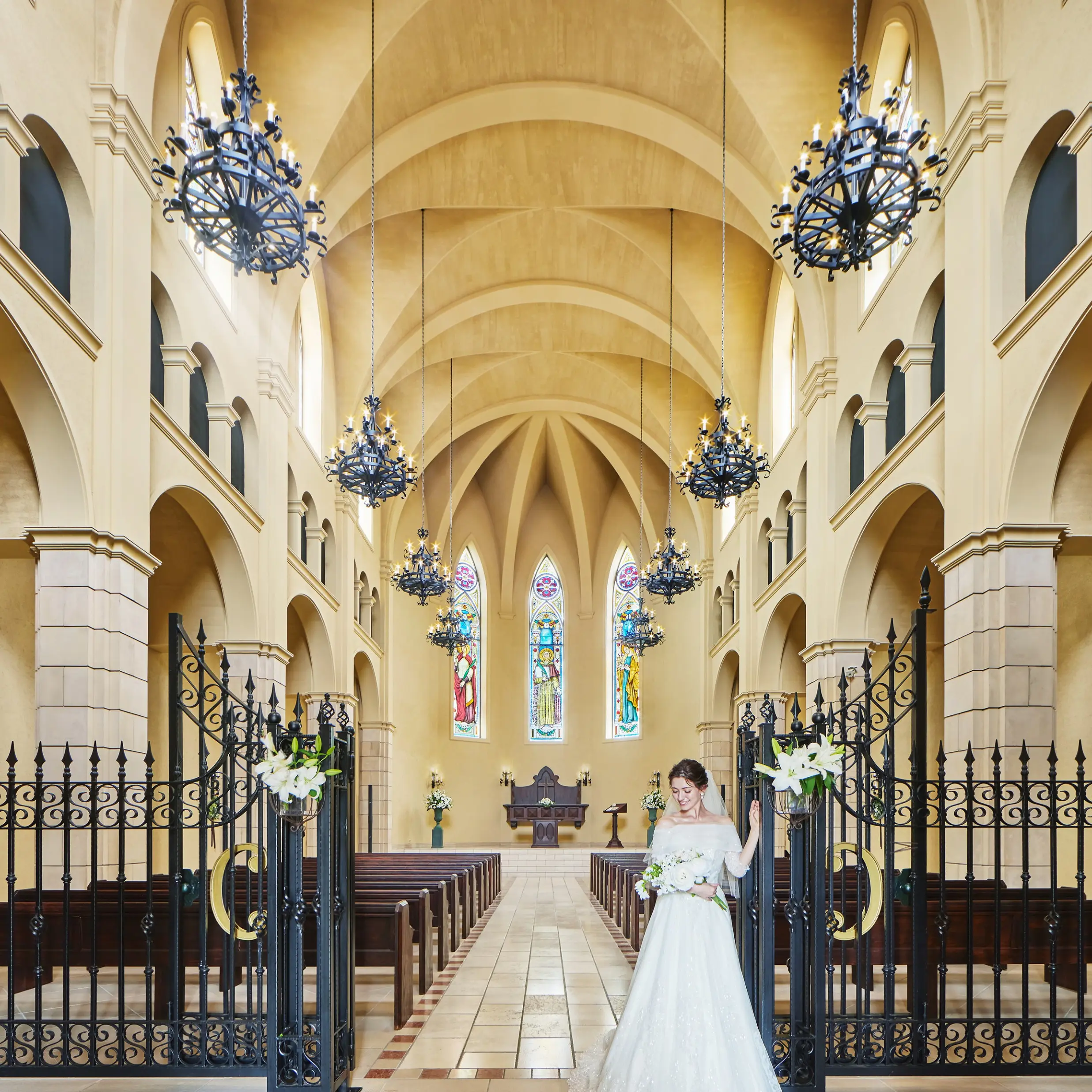 【今がチャンス！グループ創業60周年記念特典でお得に結婚式を】