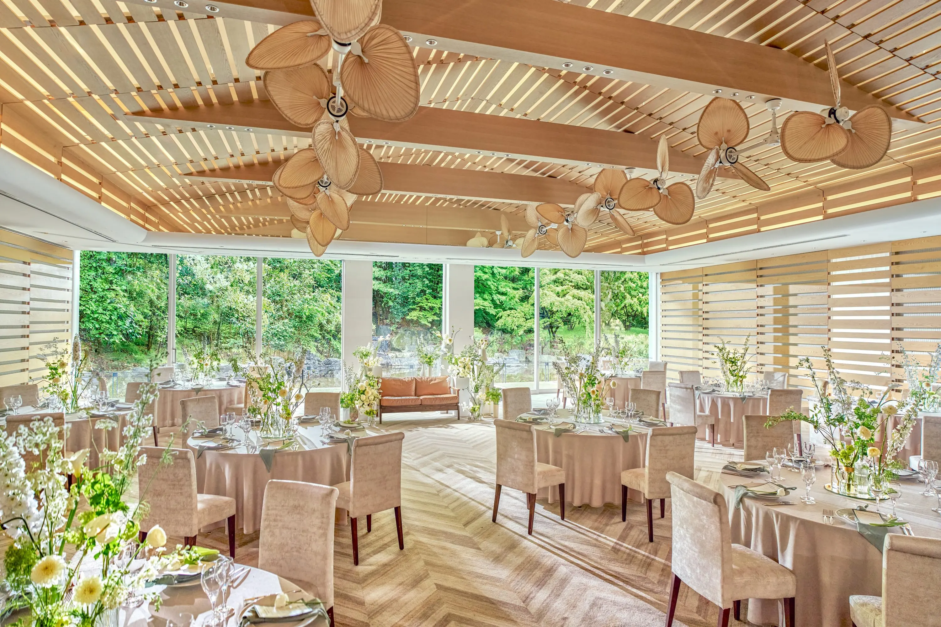 【公式HPが1番お得】ギフト券5千円×最大84万特典付！懐石フレンチ2万円試食×花嫁ALL体験フェア