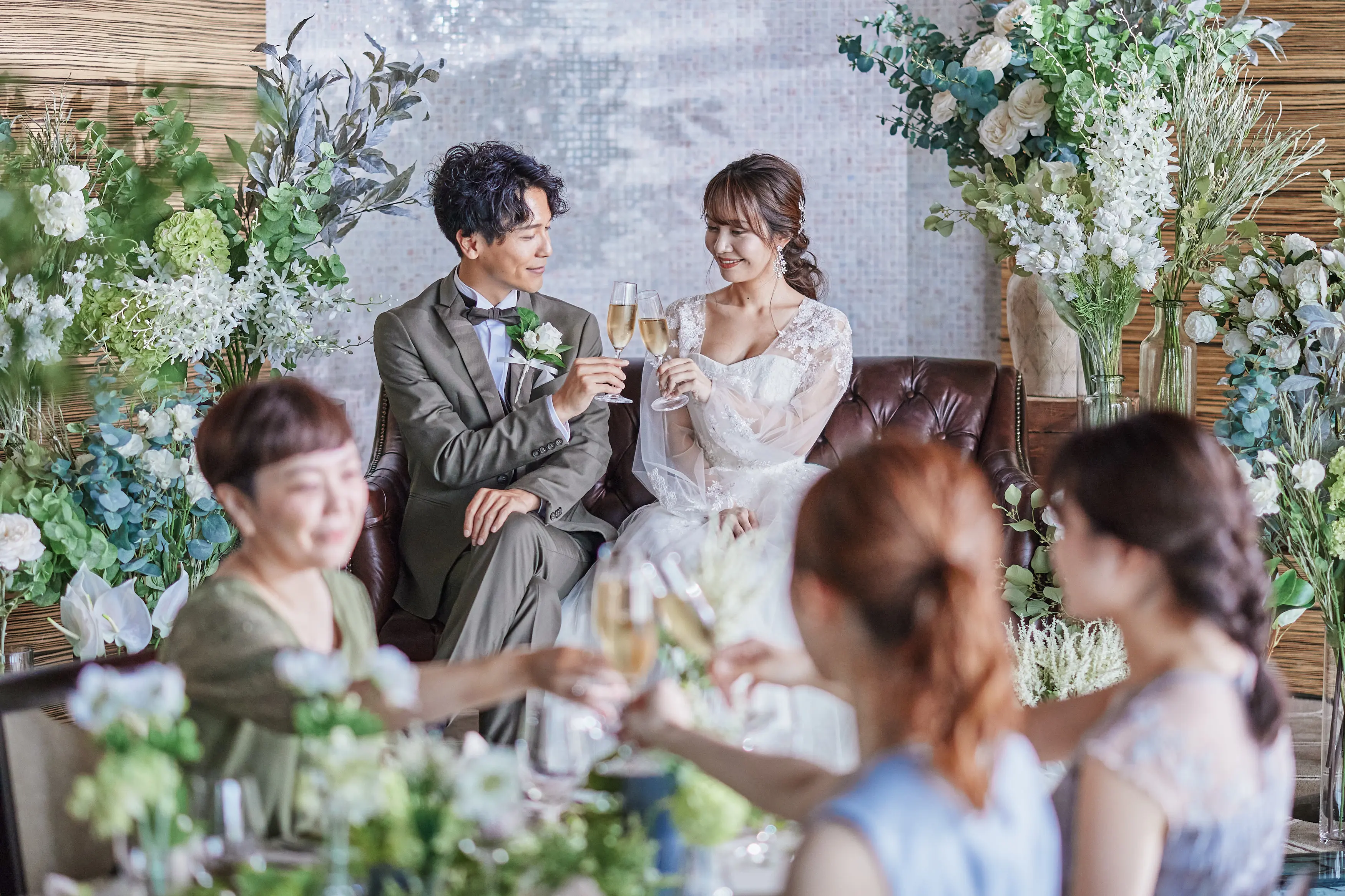 【親族へ感謝】＆【友人とカジュアル】どちらも賢く叶える《二部制》家族婚10名＆友人パーティ30名◆