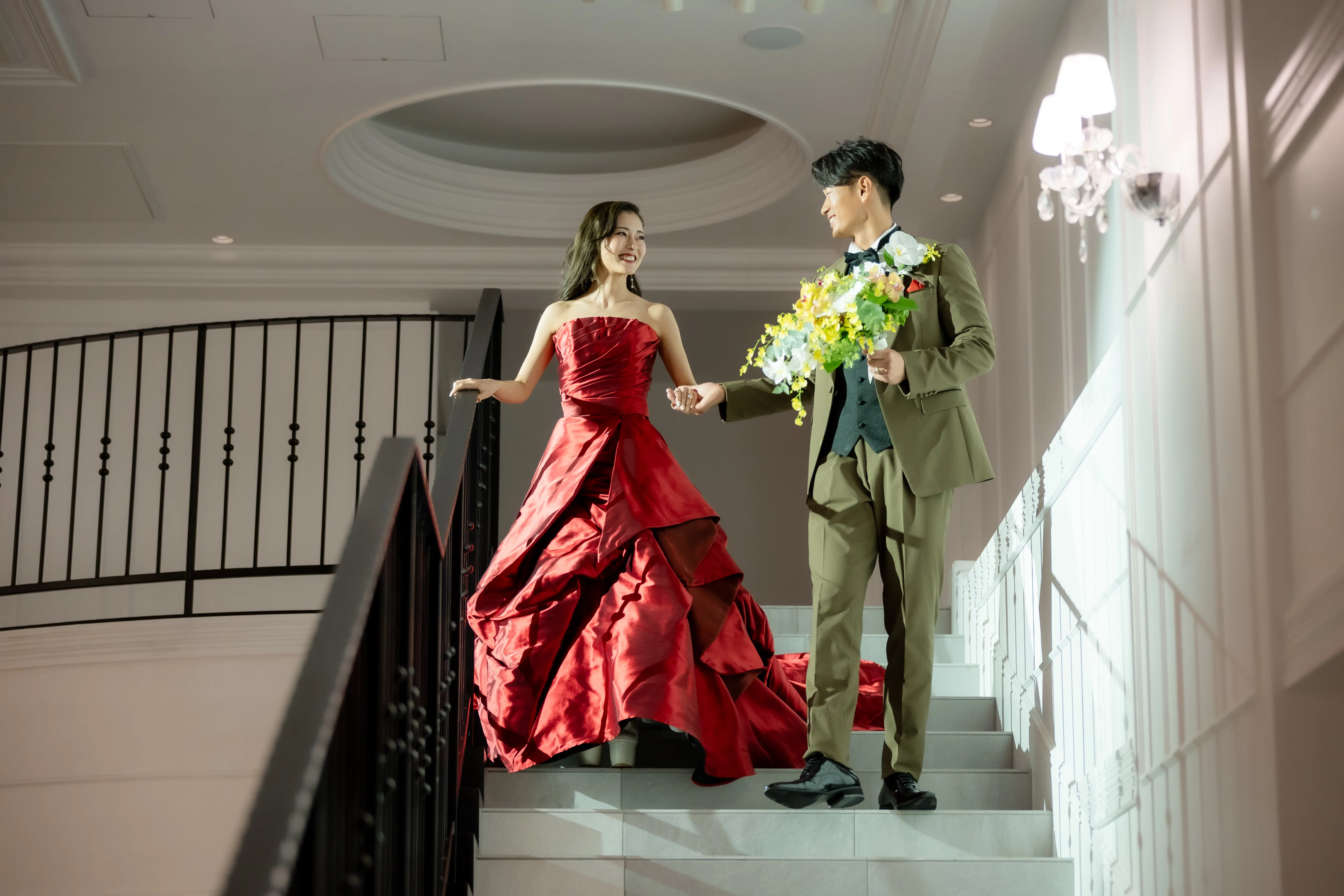【人気No.1演出！】青森市内で唯一階段入場が叶う結婚式場＊ル・グランクールで心に残るひとときを