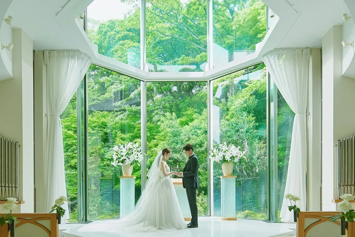 AM限定*豪華特典付！チャペル生演奏&ローストビーフ＆オマール海老の豪華4品試食