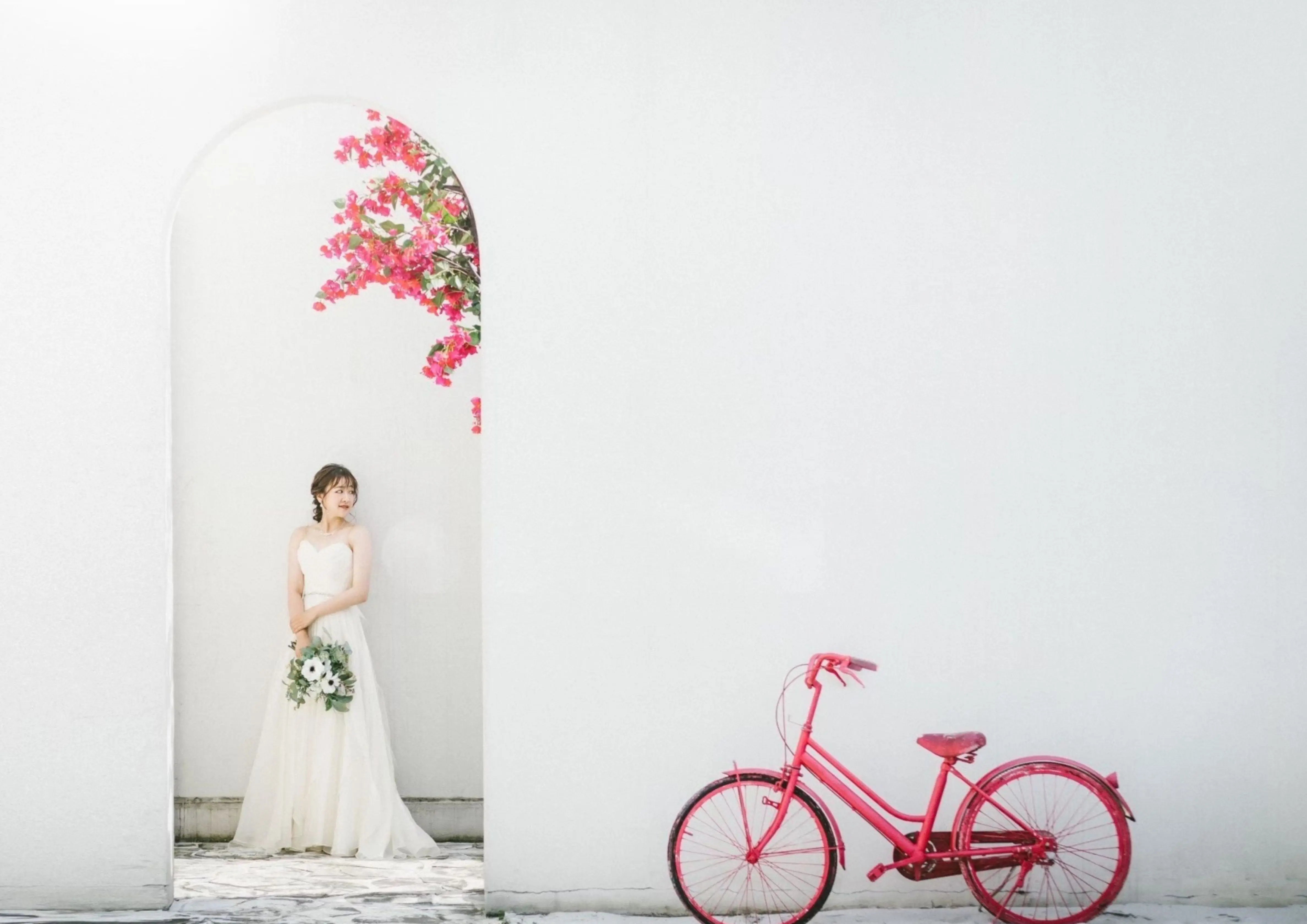 【全館貸切】宮城で叶う海外リゾートウェディング　水×光×空を纏う白亜の邸宅をcheck