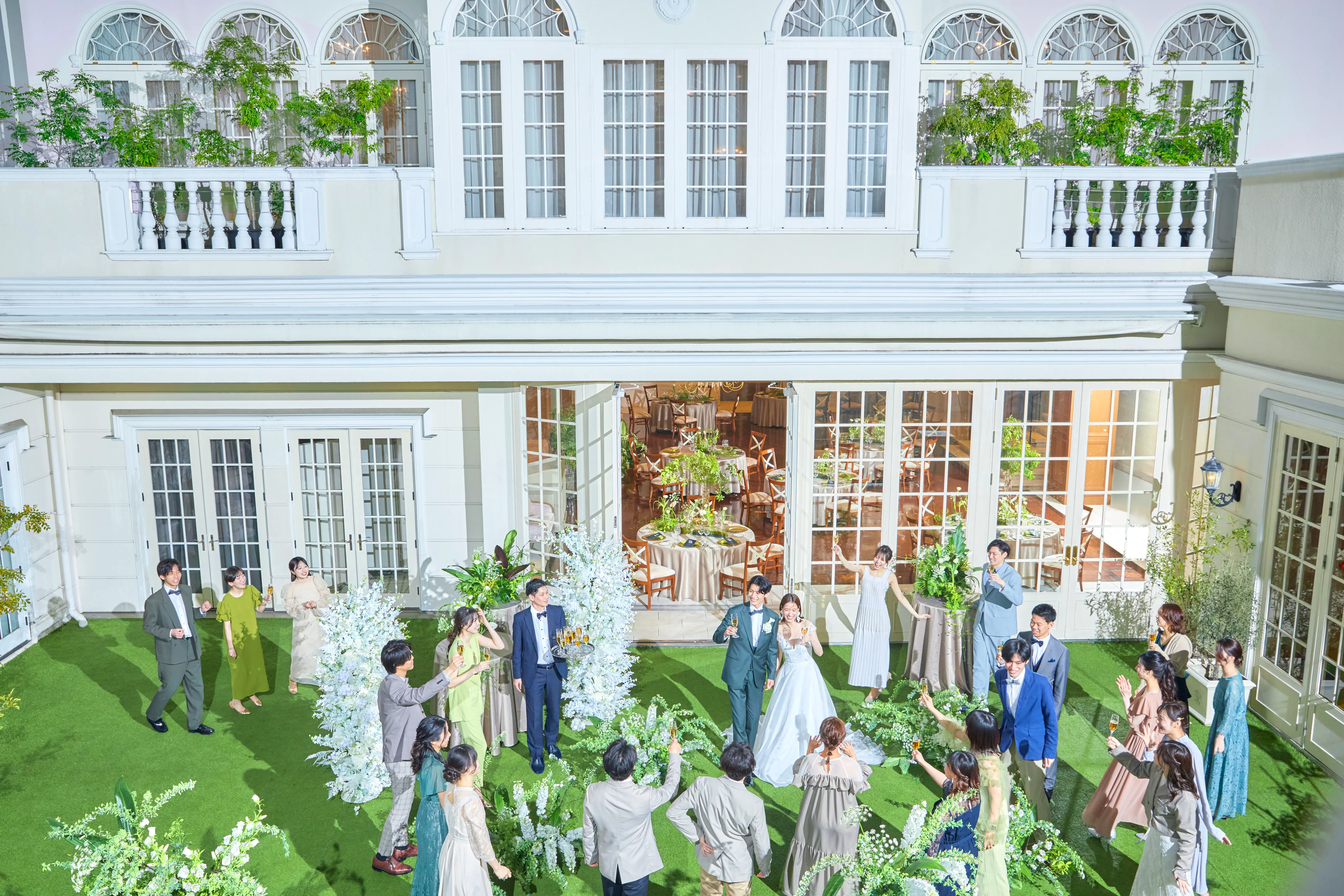 【最大155万相当の特典がもらえる】ドレス44万優待＆挙式料金半額など最大155万優待のBIGフェア