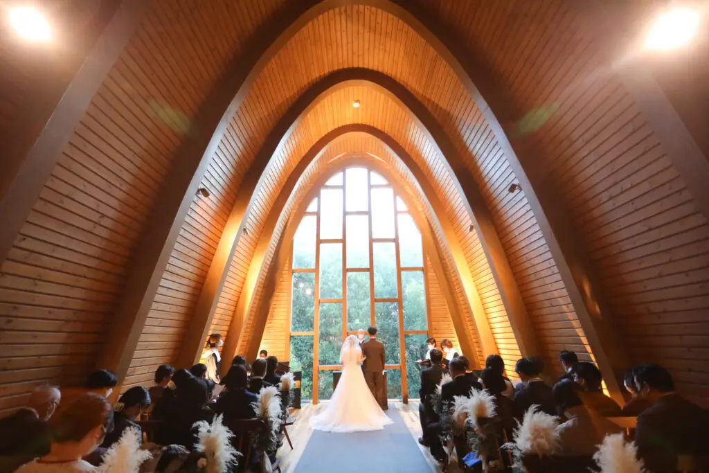 【結婚式レポート】先輩カップルが『四季の丘 seasons with』で叶えた結婚式の様子をご紹介♪