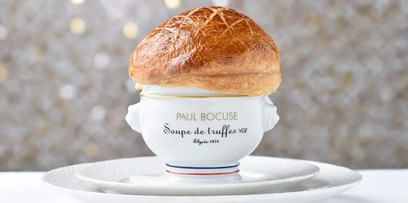 仏三つ星を50年以上獲得するリヨンの名店「ポール・ボキューズ」の料理でおもてなし