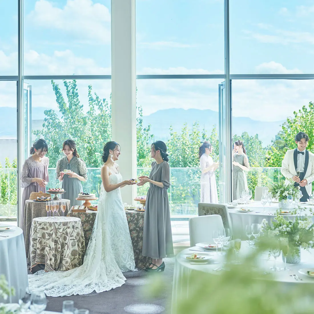 来館特典や成約特典付きのフェア開催中！自分だけの結婚式を見つけよう♪