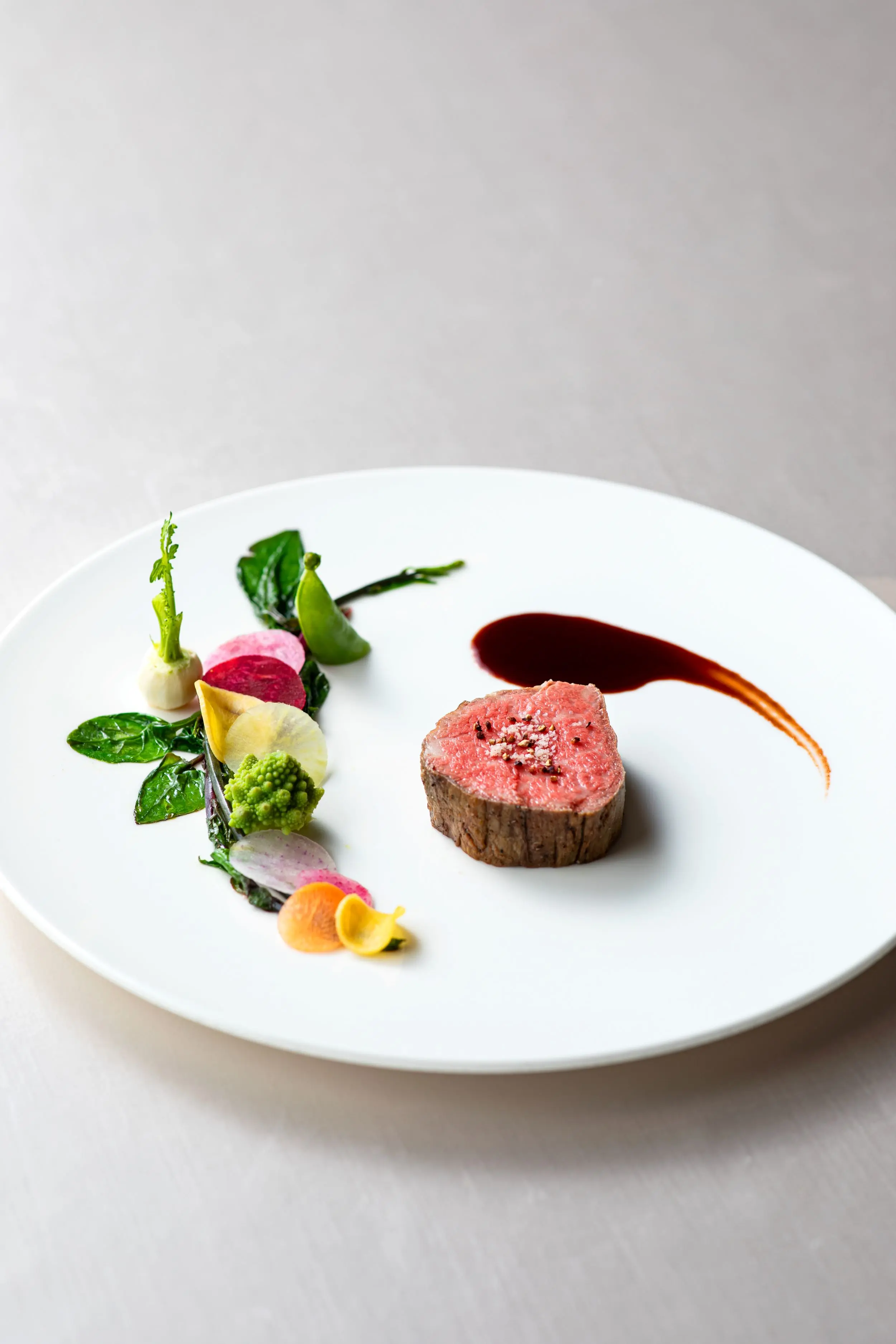  【料理こそ最高のおもてなし】口コミで選ばれるラグジュアリーホテルの上質空間