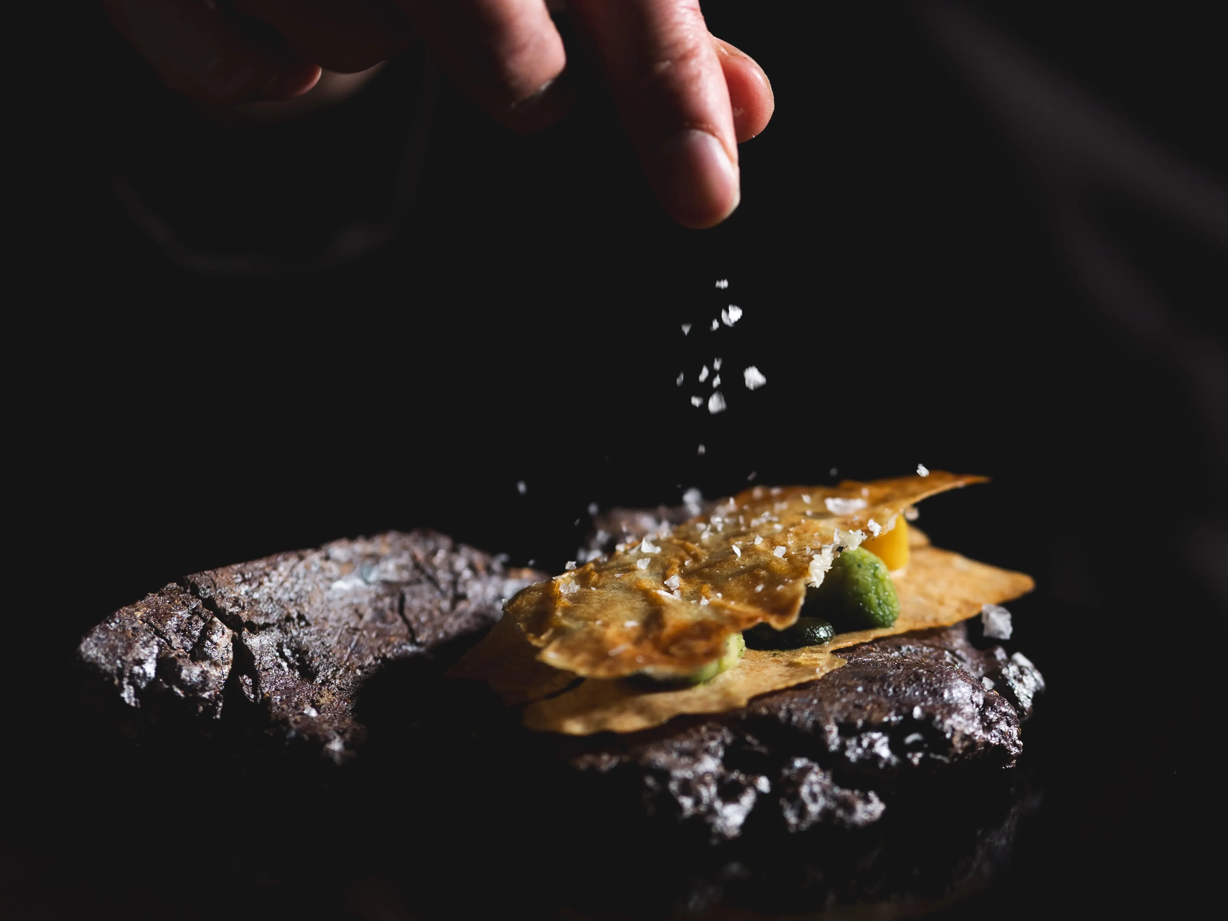 26年4月誕生★クレイジーウエディングが神奈川県に初上陸！誰より早く会場見学×料理の没入体験フェアへ