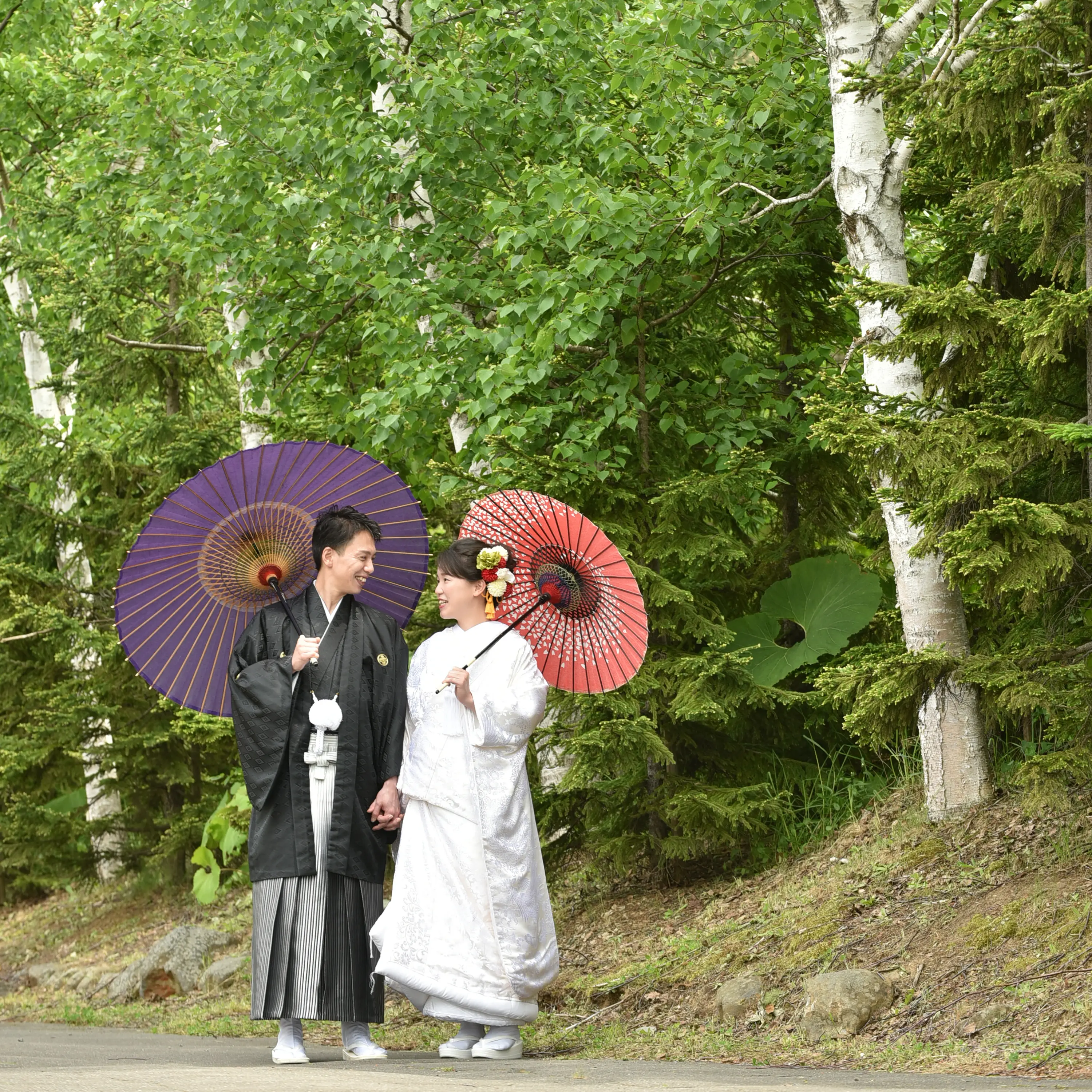 北海道の大自然に囲まれたイルムの丘で自然体なおふたりの記録を残しましょう♪