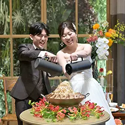 『ラーメン入湯』『フラワービュッフェ』など新郎新婦様こだわりの演出を取り入れた結婚式をお見せします☆