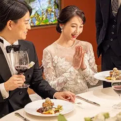 【2025年秋リニューアル】 本物志向のおふたりに贈る、 唯一無二の貸切×美食ウエディング