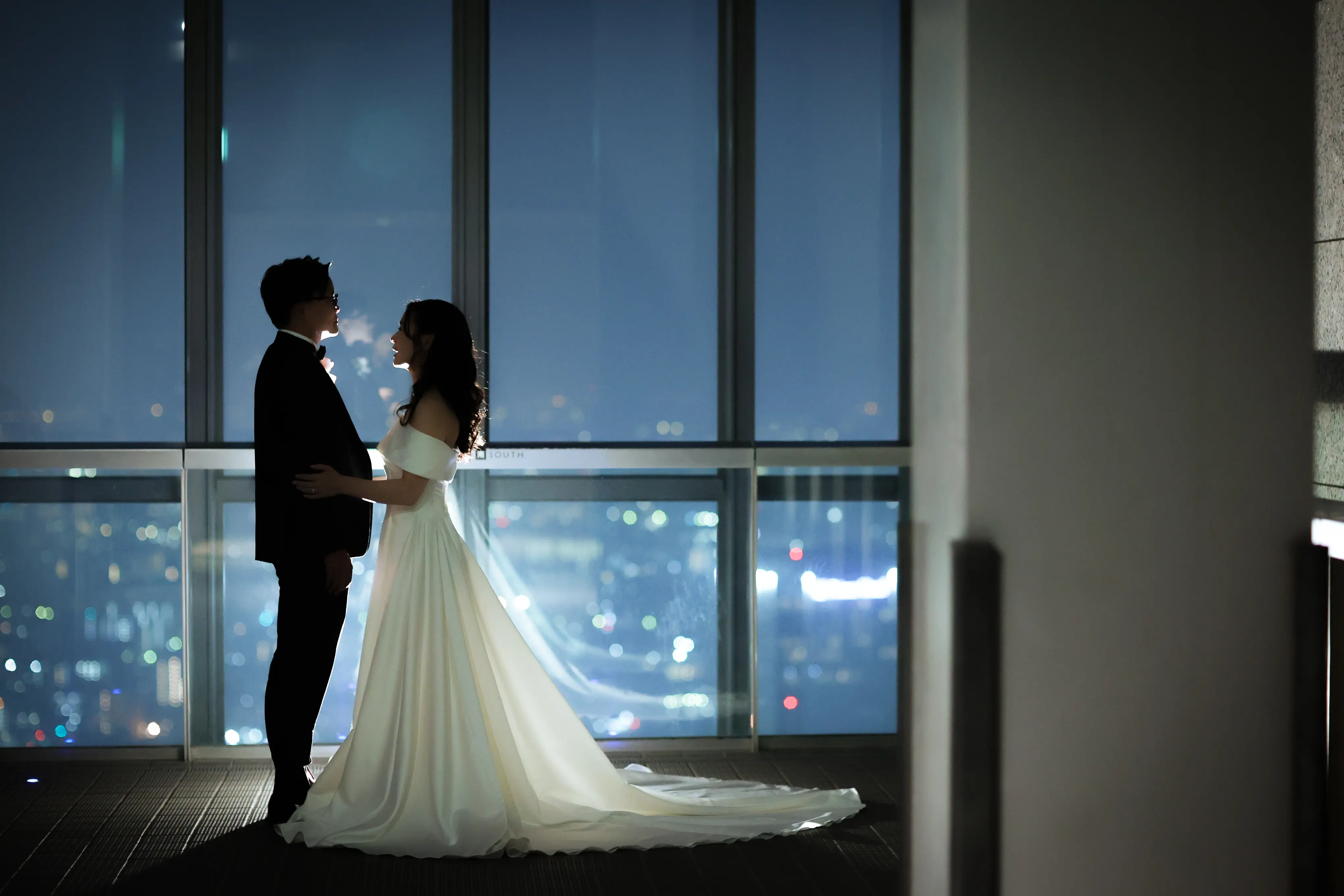 提携衣装最大50％OFFなど その他多数をご用意【オータムキャンペーン開催】11月ご来館・ご成約限定