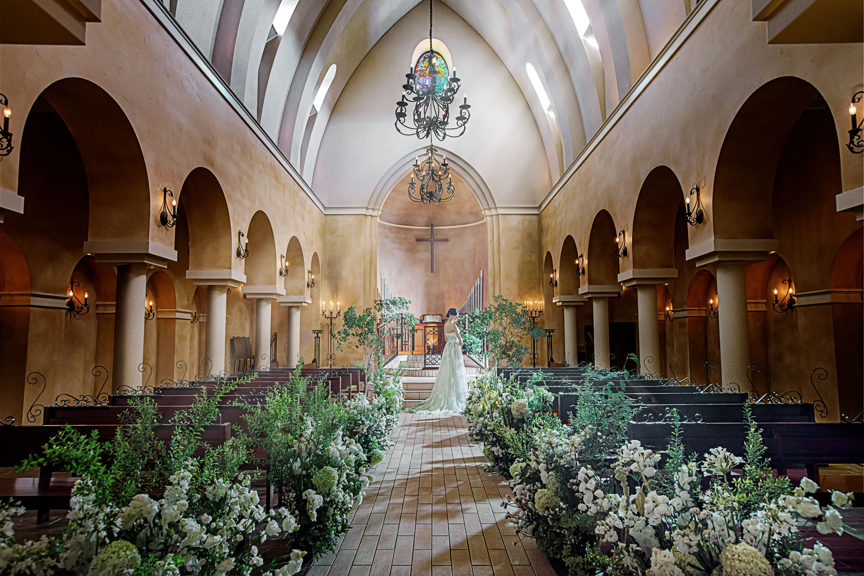 【日本の美しいチャペル100選】に選ばれました。記念プランはこちらから