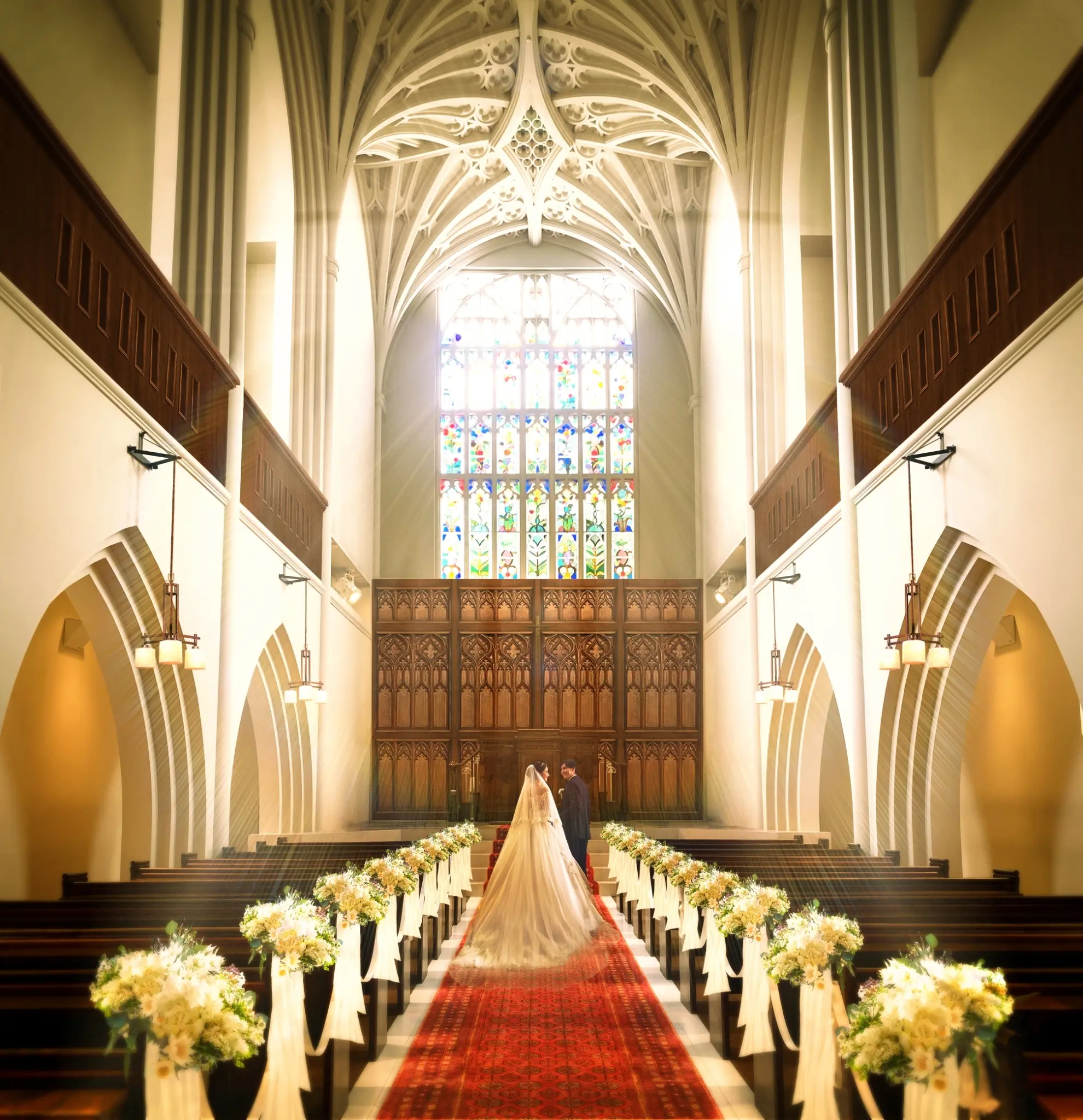 【憧れの大聖堂で結婚式】英国式本格大聖堂での感動挙式体験×贅沢試食を堪能できるプレミアムフェア！