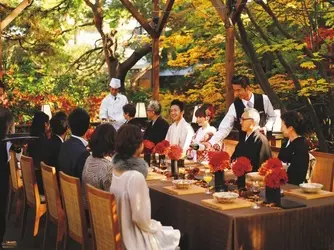 6名の家族婚から118名まで。1000坪の庭園と和の空間で叶える少人数レストランウェディング