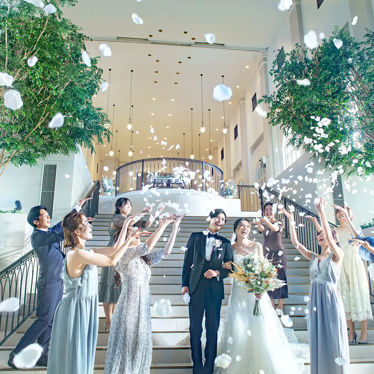 結婚式のこだわりや感動エピソード満載！先輩花嫁の実例レポートはこちら☆彡