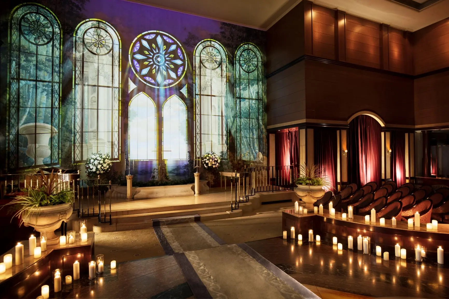 ＼雪舞うロビー挙式／幻想的なアトリウムロビーでの結婚式は第一ホテル東京ならでは。詳しくはフェアにて！