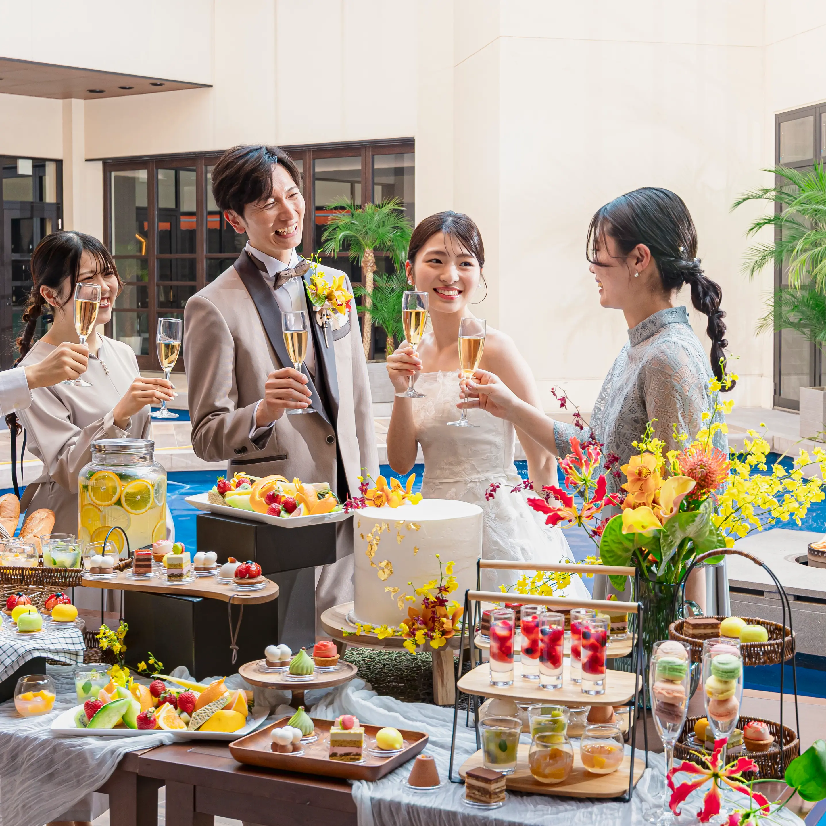 みんなのウエディングのクチコミ年間ランキングにて6年連続【第1位】を受賞⇒フェア詳細はこちら