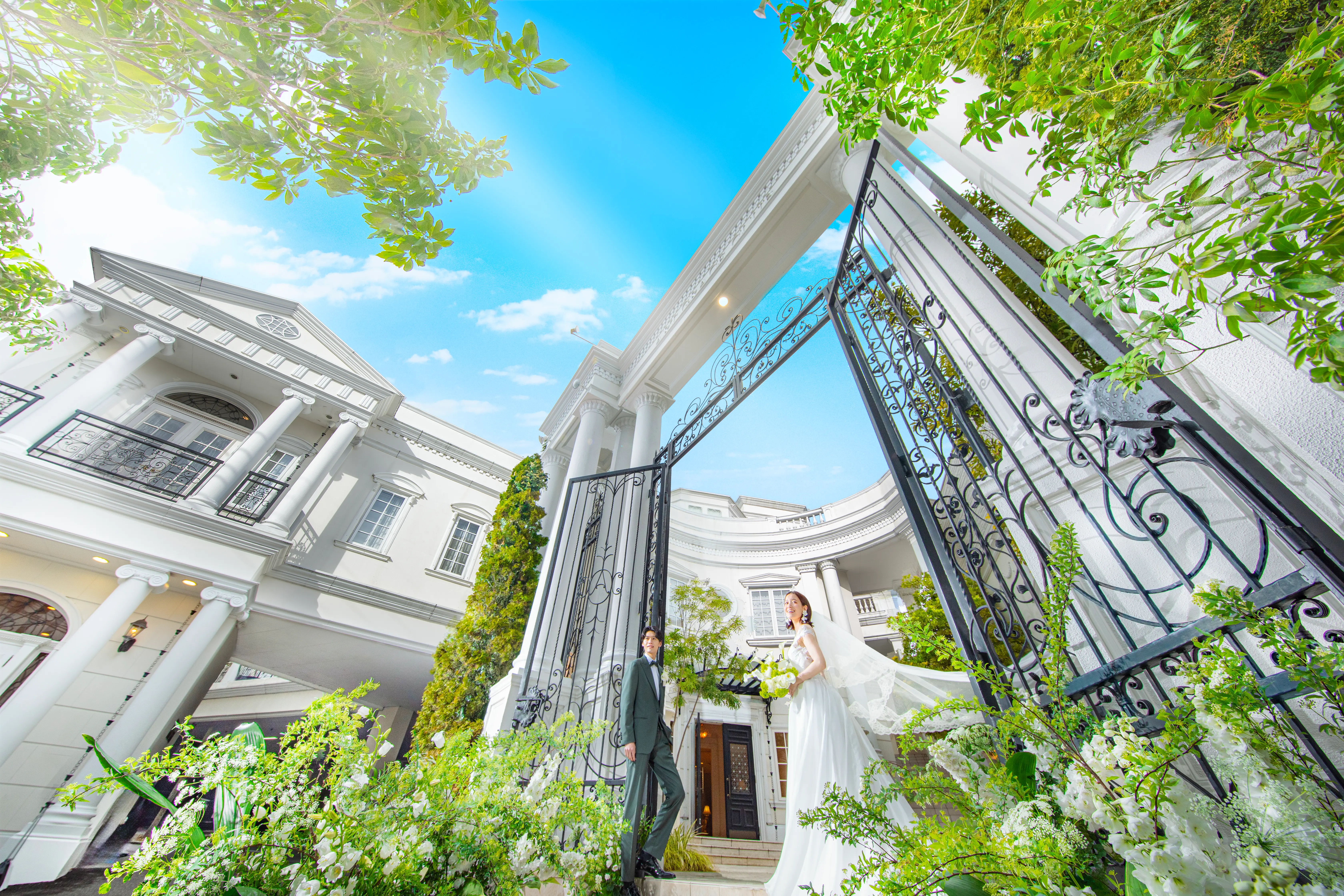 【最大155万相当の特典がもらえる】ドレス44万優待＆挙式料金半額など最大155万優待のBIGフェア