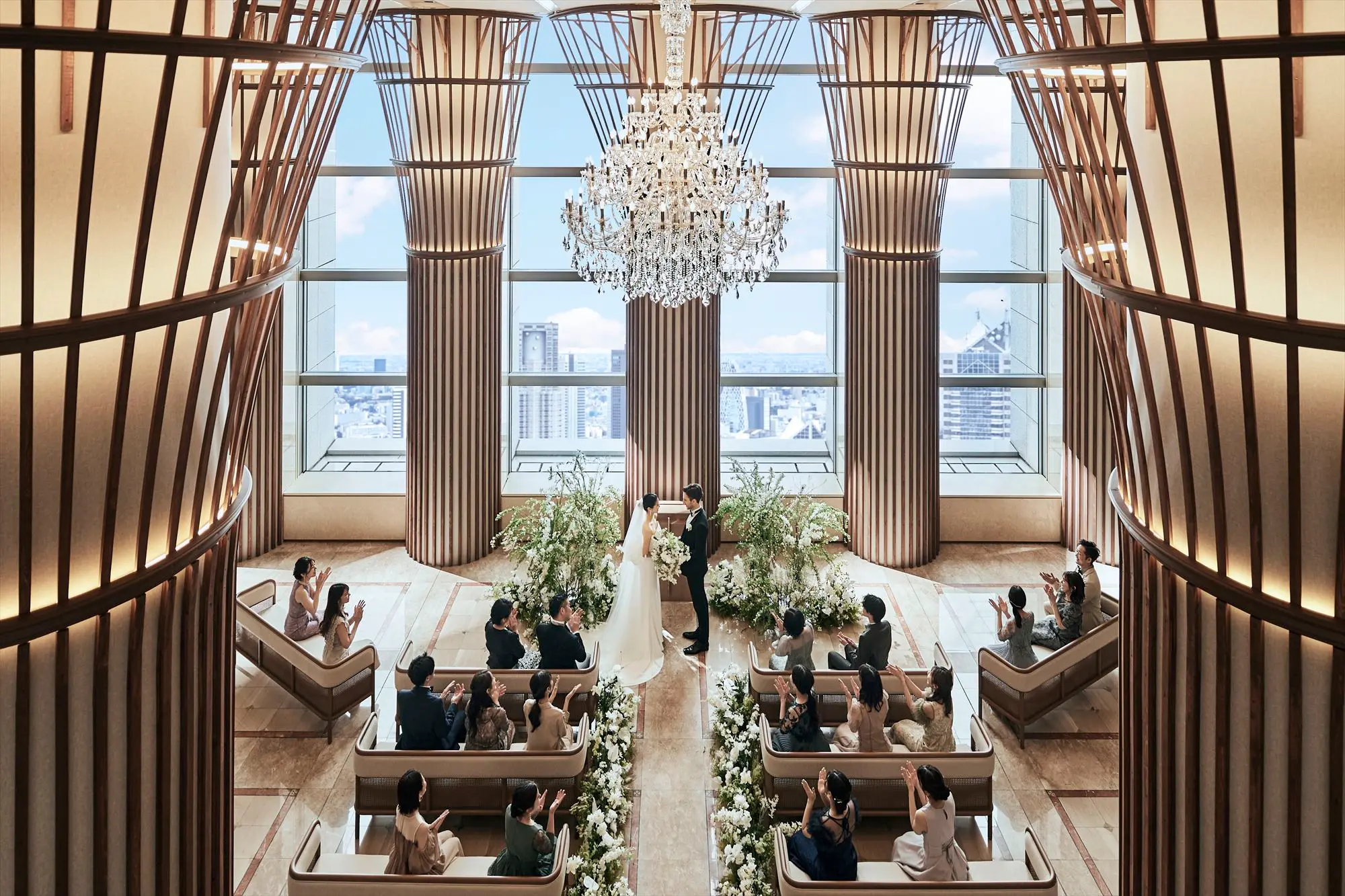【東京一の高さを誇る結婚式場がニューオープン】地上264ｍの美景×美音×美食でゲストをおもてなし