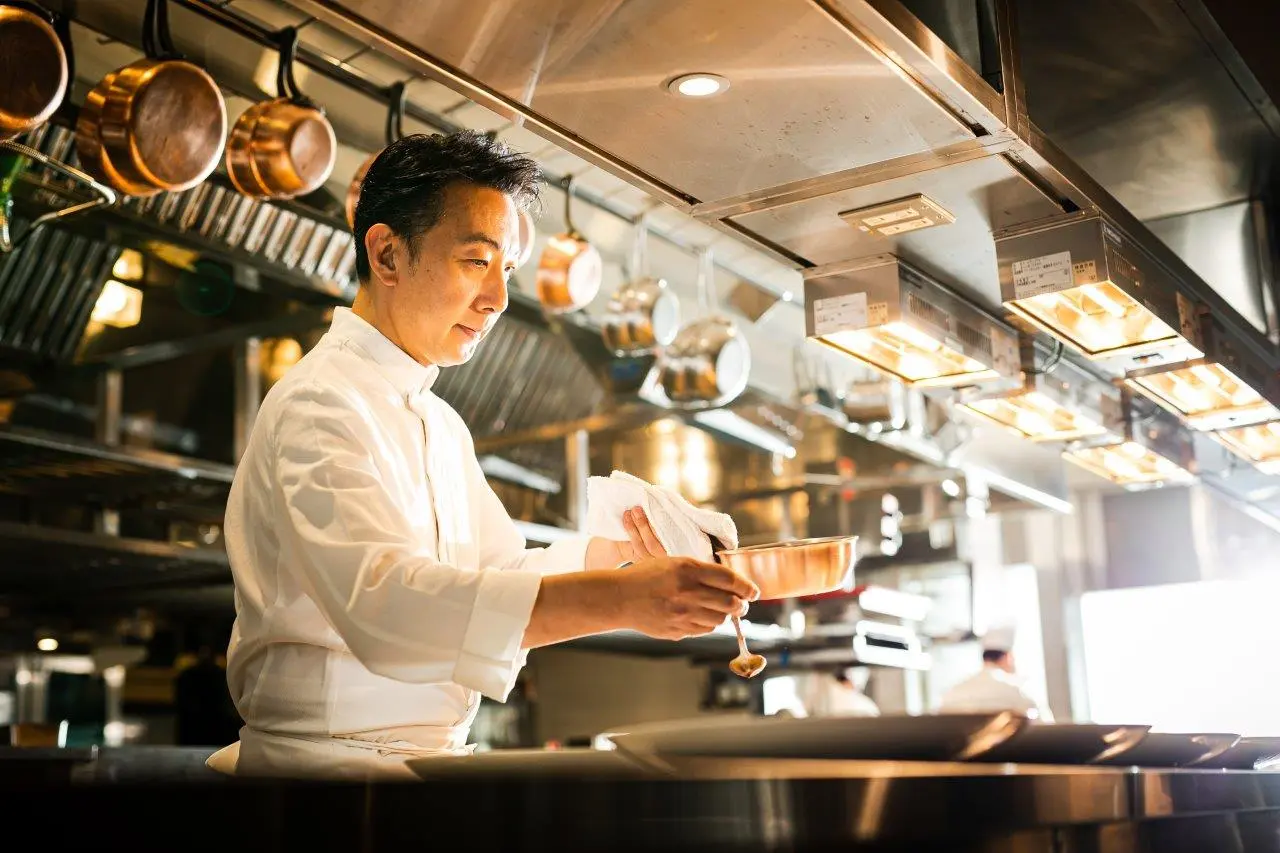 ひらまつを代表する南大輔シェフ　フランスで磨いた確かな技術と北海道の食材を用いた温かく美味しい料理