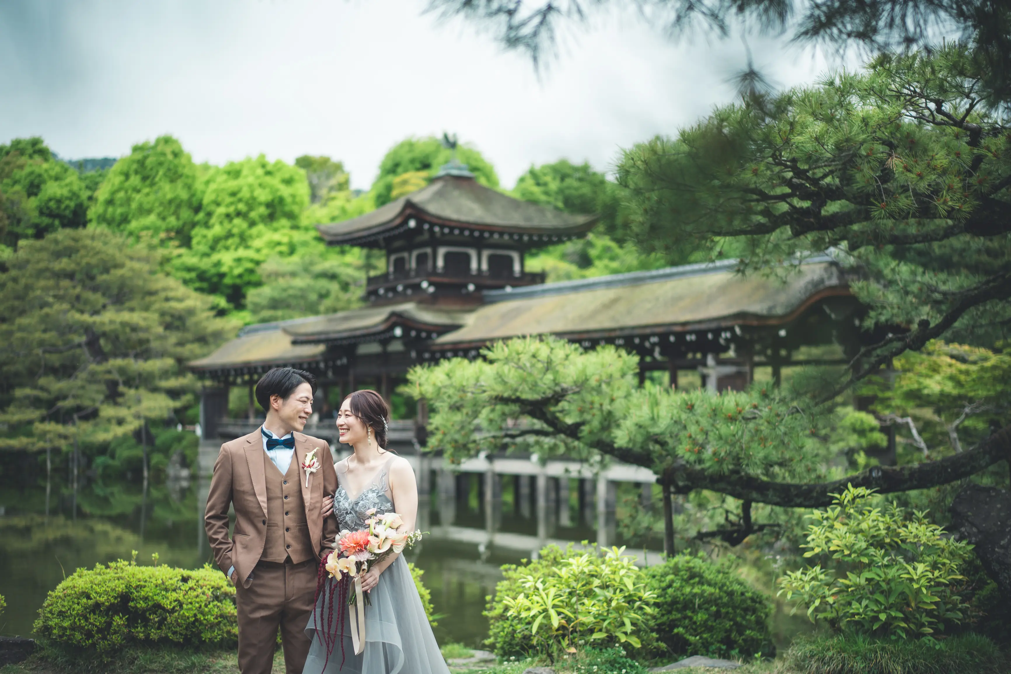 【最新の実績者レポート公開中】伝統とモダンが調和する美しい日本の結婚式