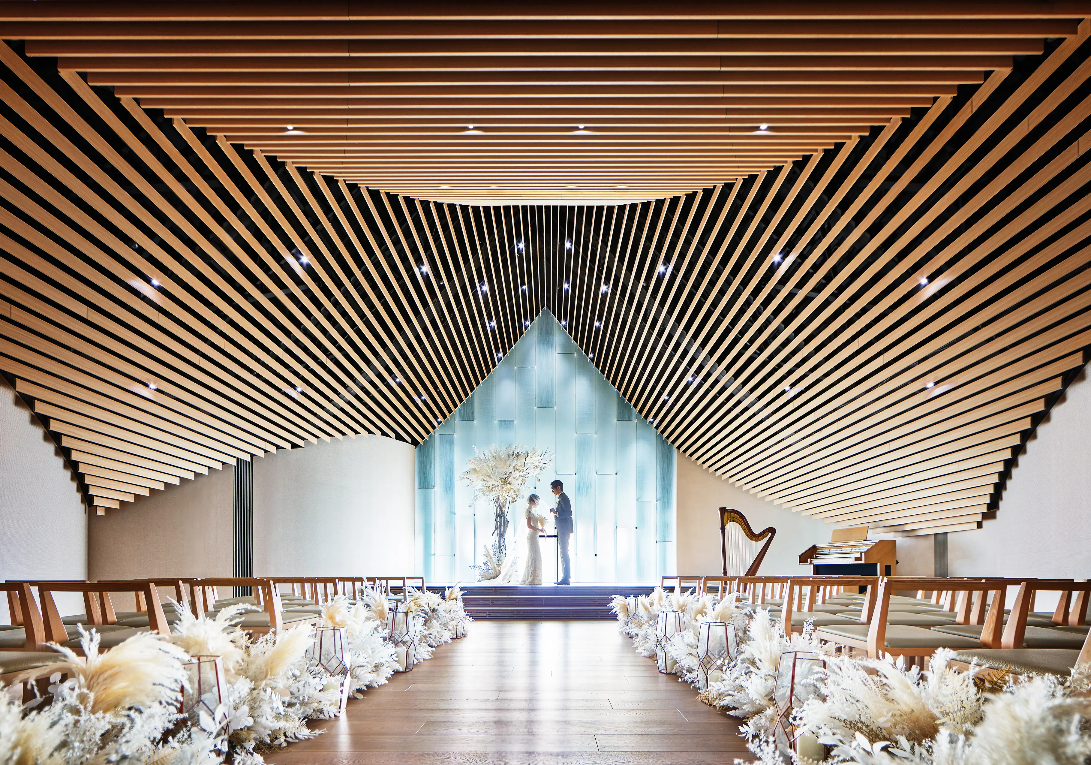 【駅直結フロア貸切ホテルWD】 この秋限定×はじめての見学に！特選牛食べ比べ×最大150万円特典付