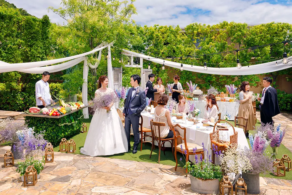 【1日1組貸切】ガーデン付の邸宅が舞台！自由に楽しむプライベートウエディング→詳しくはこちら