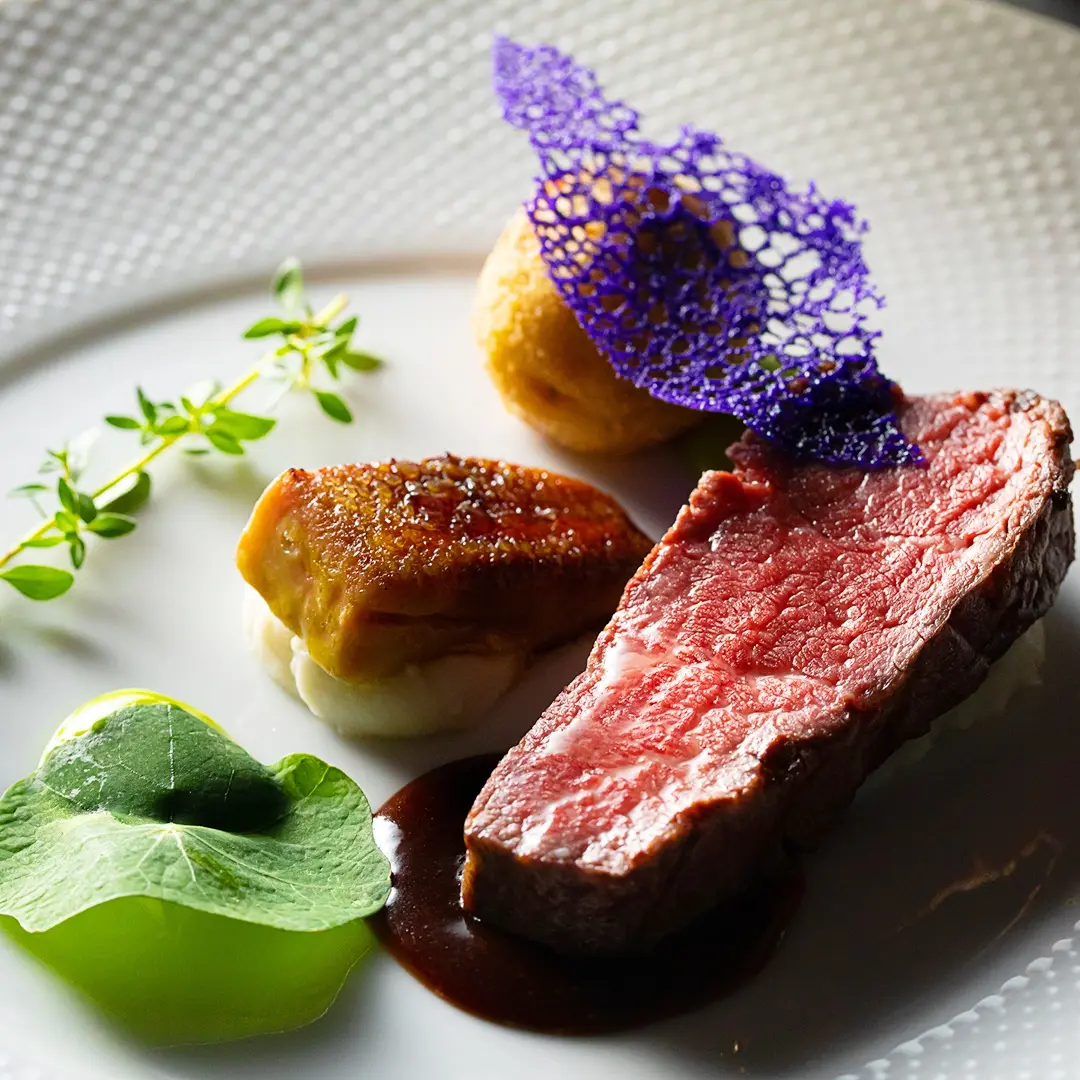 【St.ヴァレンタイン福山】最大140万円OFF★人気シーズンもお得♪卒花人気No.1黒毛和牛試食