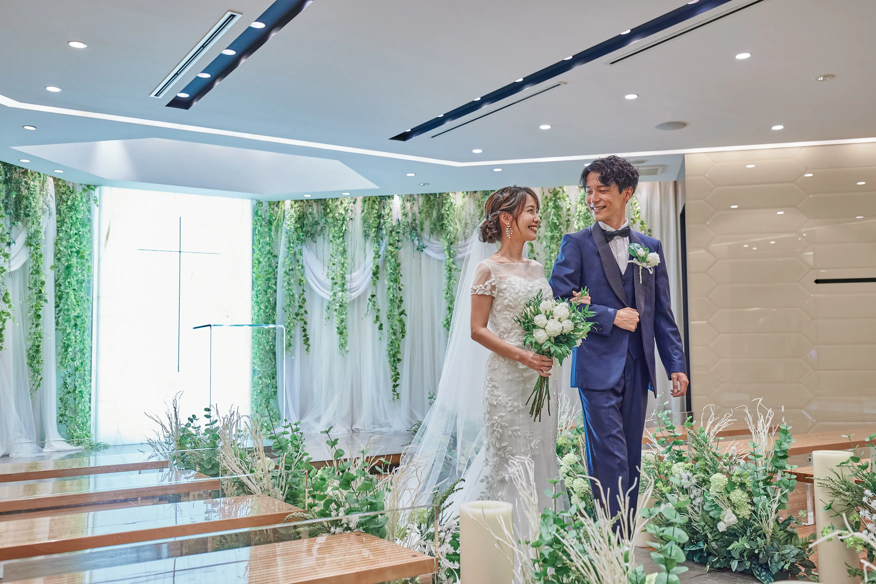 【親族へ感謝】＆【友人とカジュアル】どちらも賢く叶える《二部制》家族婚10名＆友人パーティ30名◆
