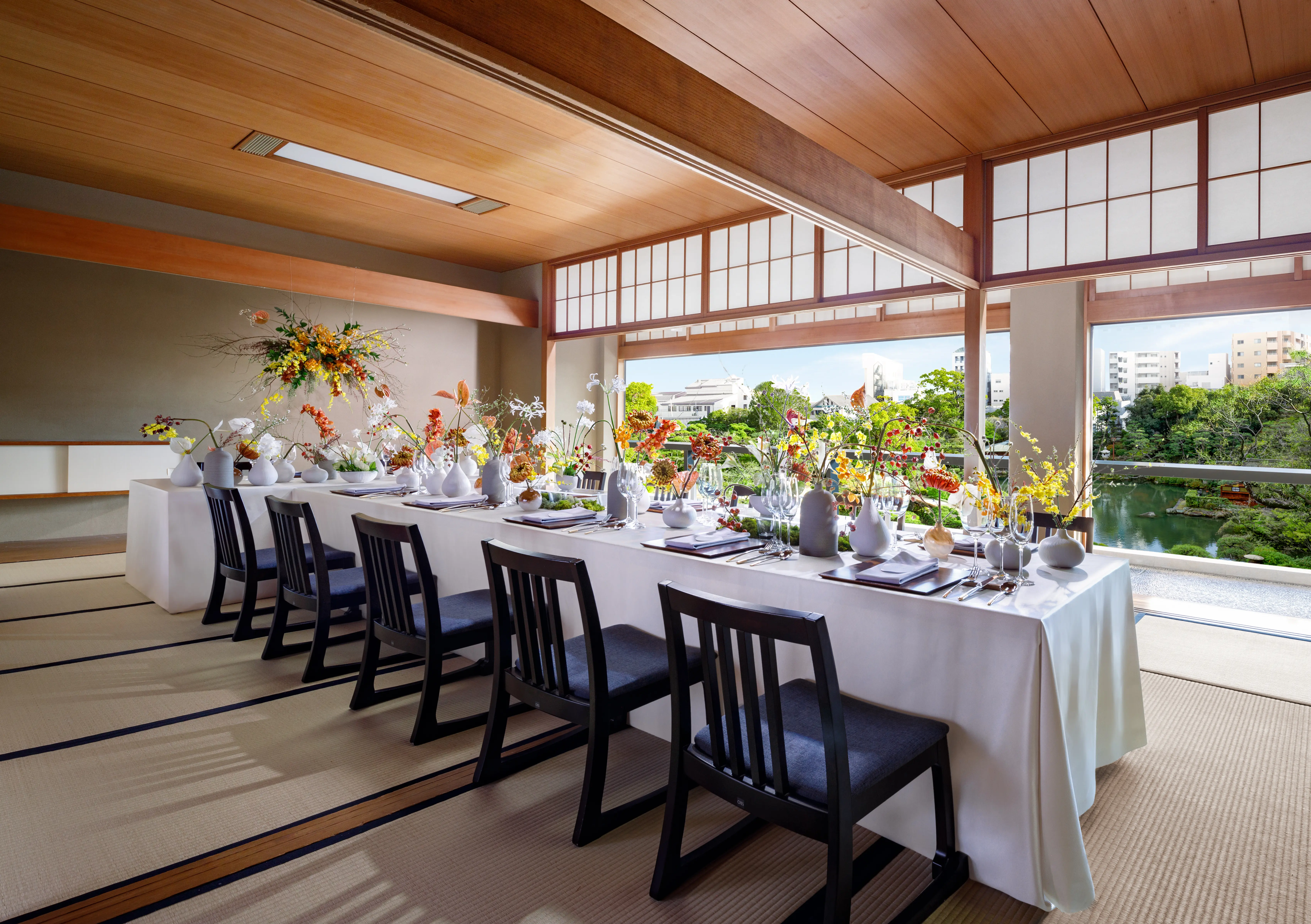 ＼6名からOK★家族婚でも貸切！／ 今ならまだ間に合う☆年内の結婚式も！少人数会食をお得に叶えます