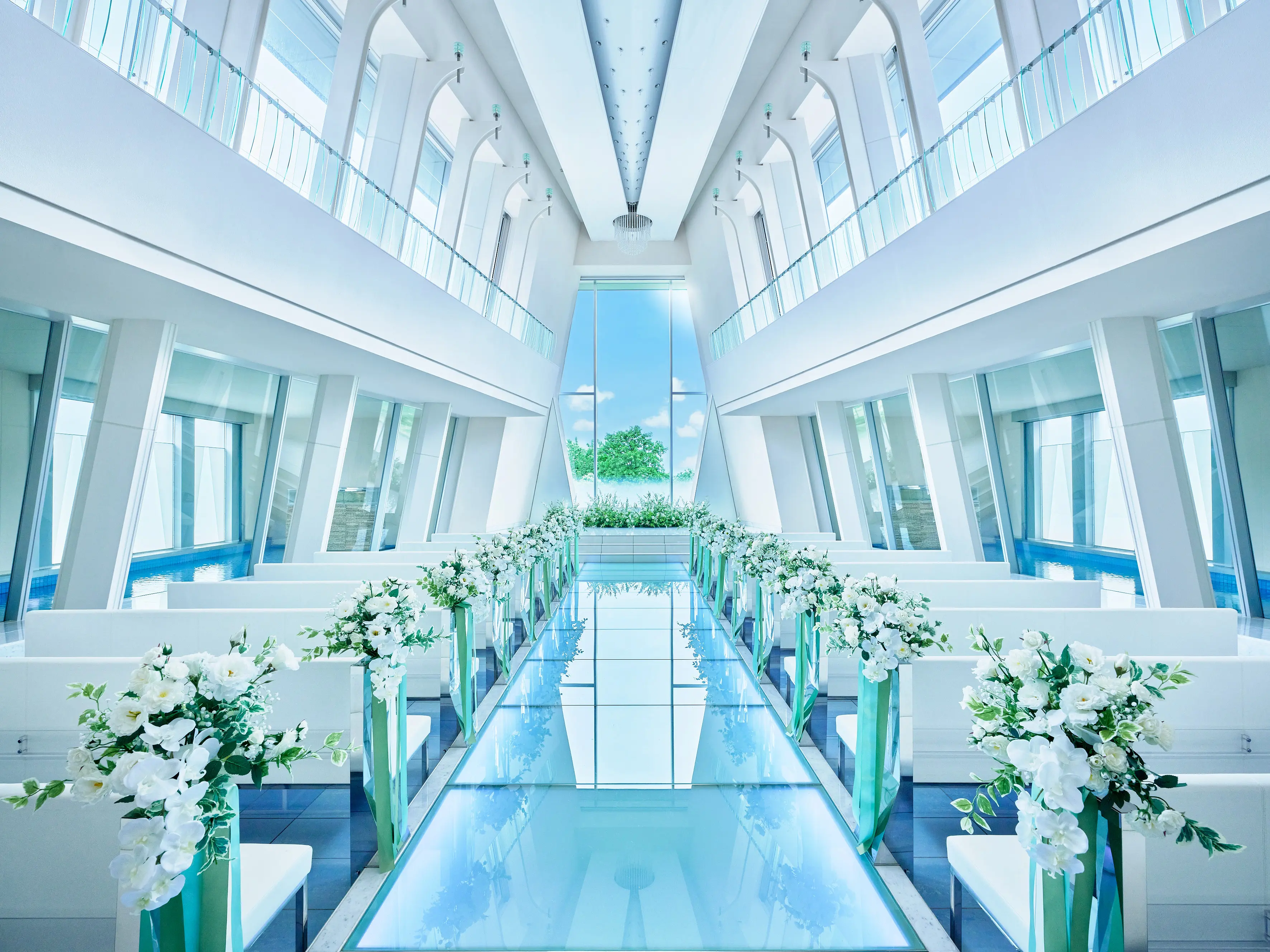 【3月限定*最大30万円特典】絶品黒毛和牛試食×憧れ白亜チャペル見学＆憧れ花嫁*